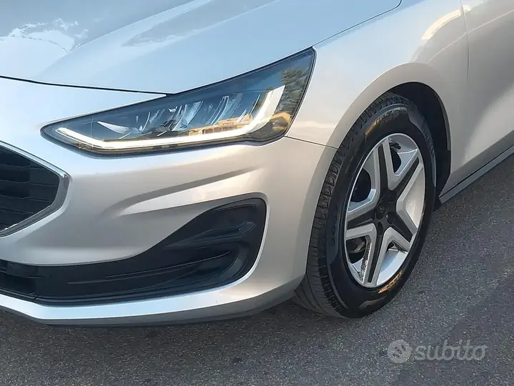 Ford Focus 2022 photo 4