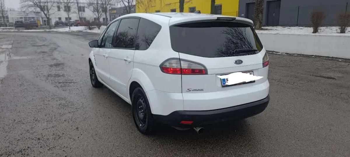 Ford S-Max 2009 photo 3