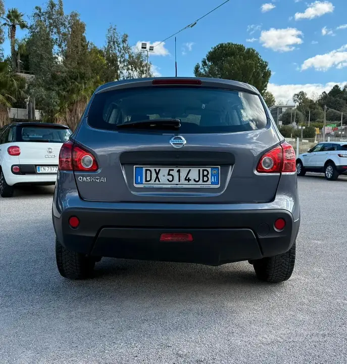 Nissan Qashqai 2009 photo 5