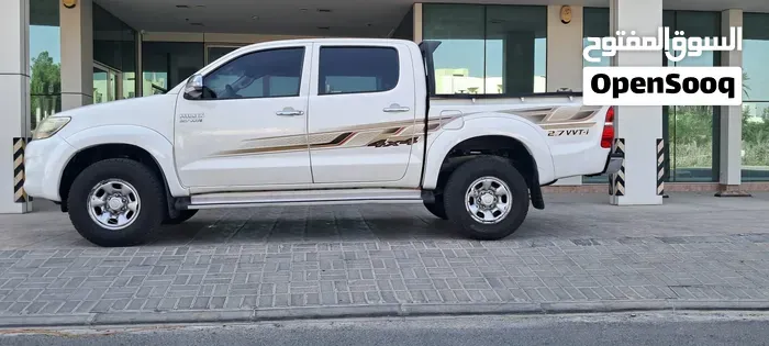 Toyota Hilux 2012 photo 4