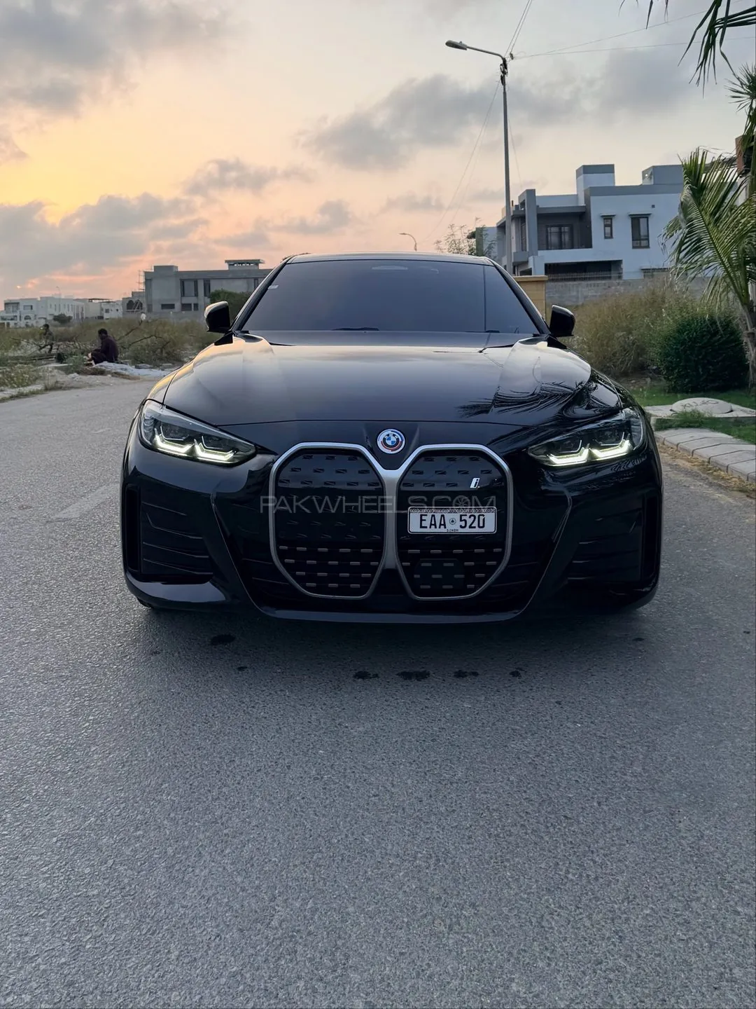 BMW I4