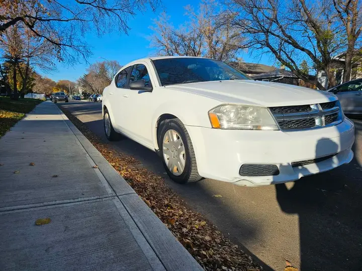 Dodge Avenger 2013 photo 2