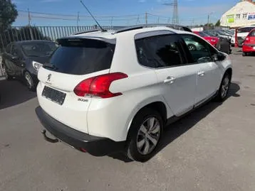 Peugeot 2008 2013 photo 3