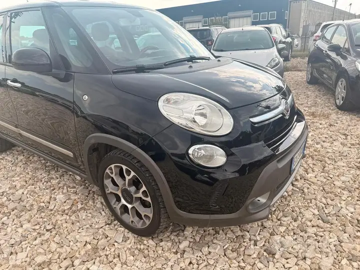 Fiat 500L 2014 photo 2