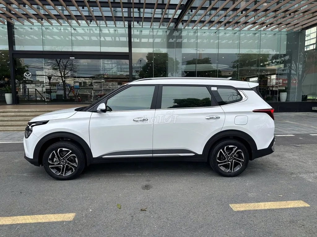 Kia Carens 2026 photo 2