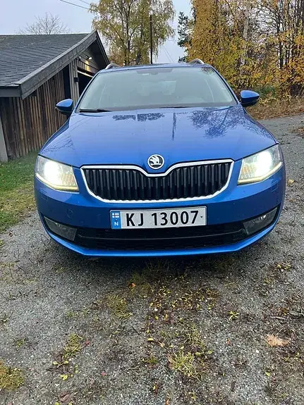 Skoda Octavia 2015 photo 2