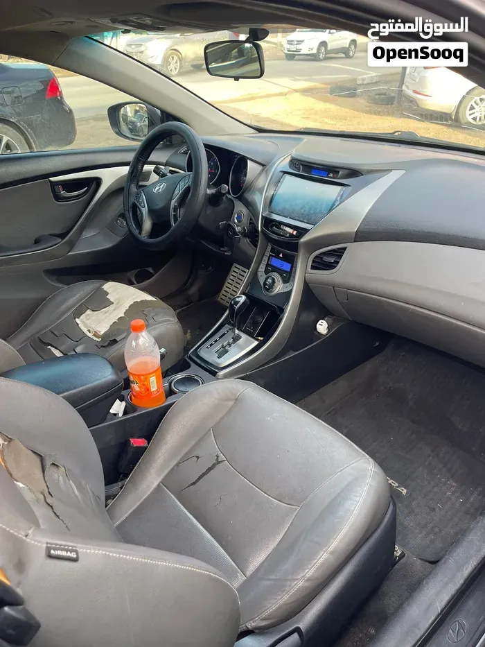 Hyundai Elantra 2014 photo 2