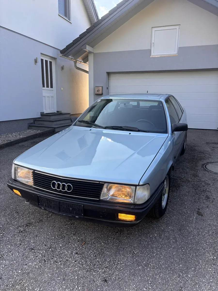 Audi 100 1990 photo 2