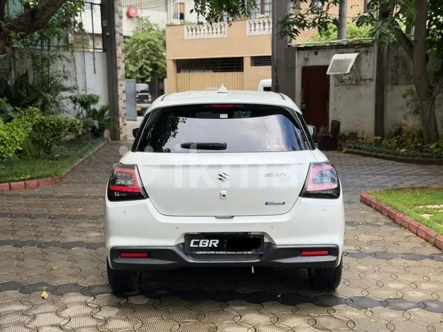 Suzuki Swift 2024 photo 5