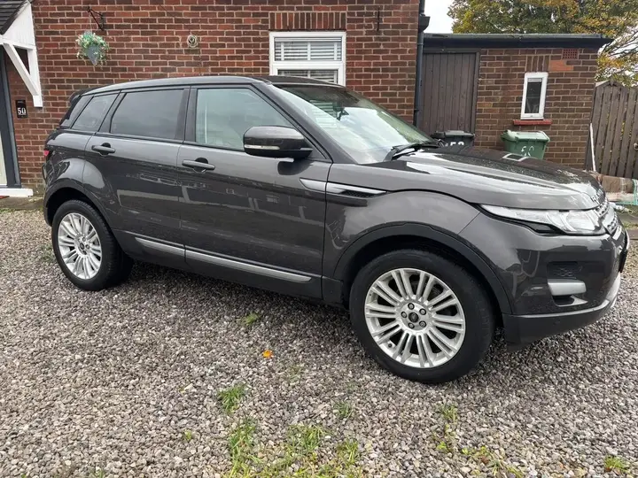 Land Rover Range Rover Evoque 2013 photo 2