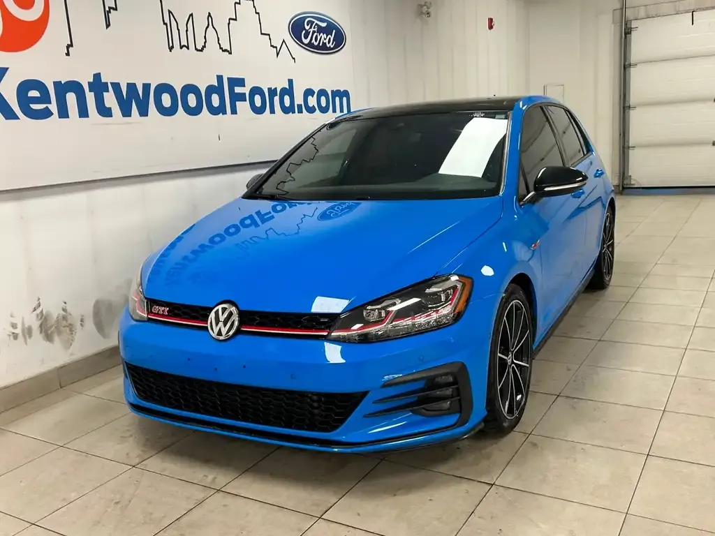 Volkswagen Golf 2021 photo 2