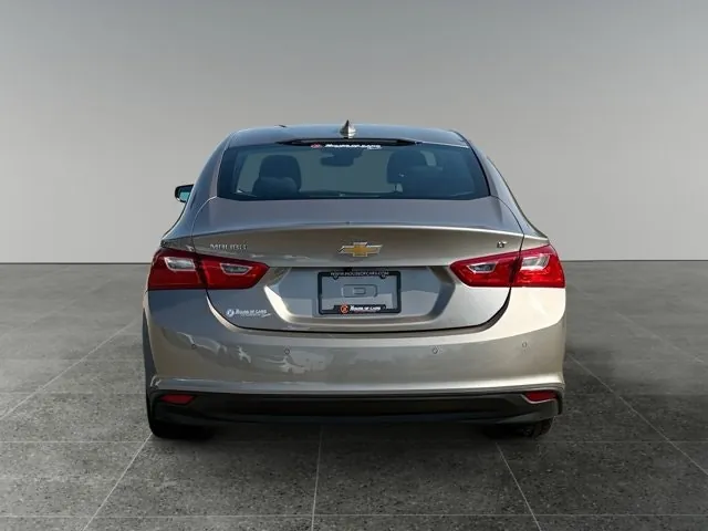 Chevrolet Malibu 2025 photo 5