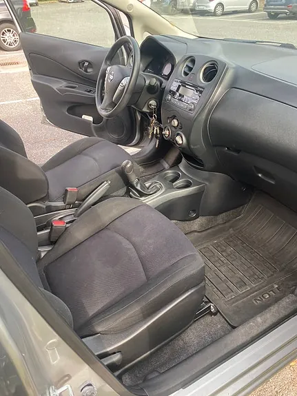 Nissan Note 2014 photo 4