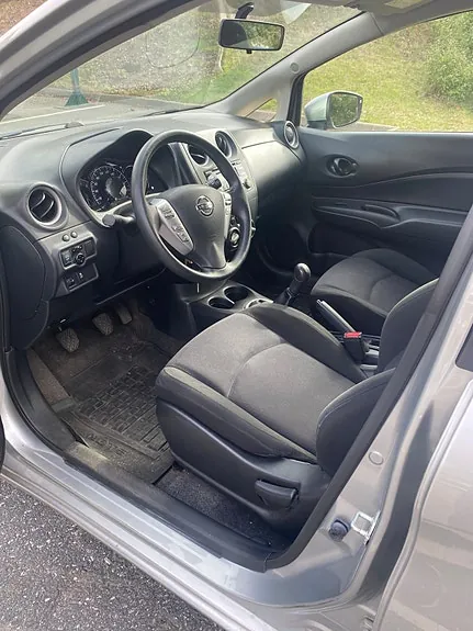 Nissan Note 2014 photo 5