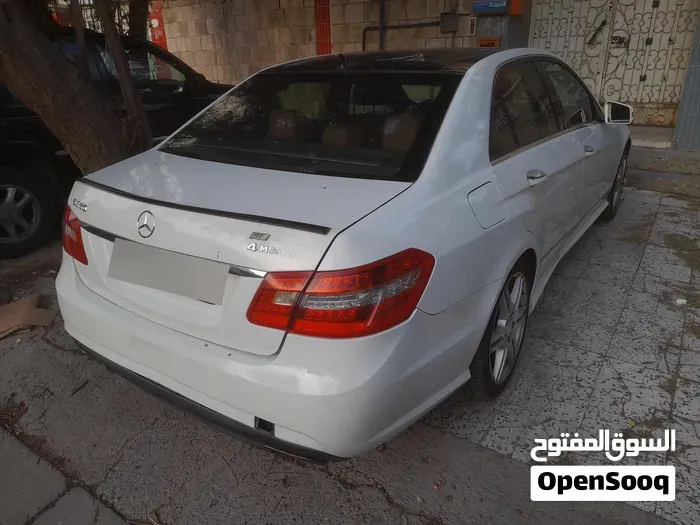 Mercedes-Benz E-Class 2010 photo 4