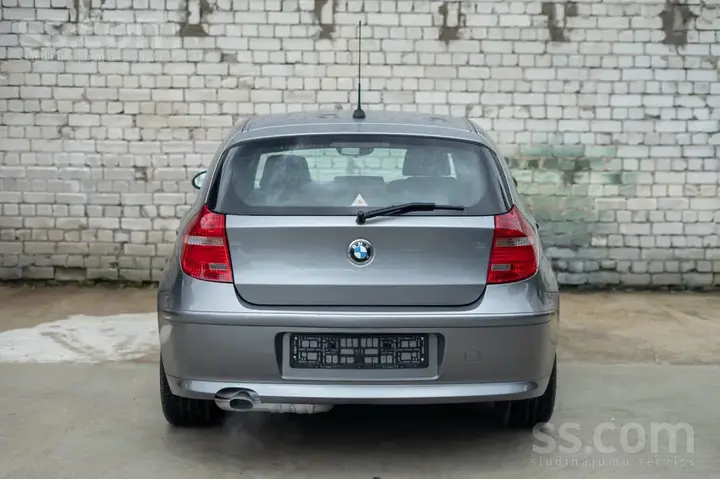 BMW 118I 2009 photo 5