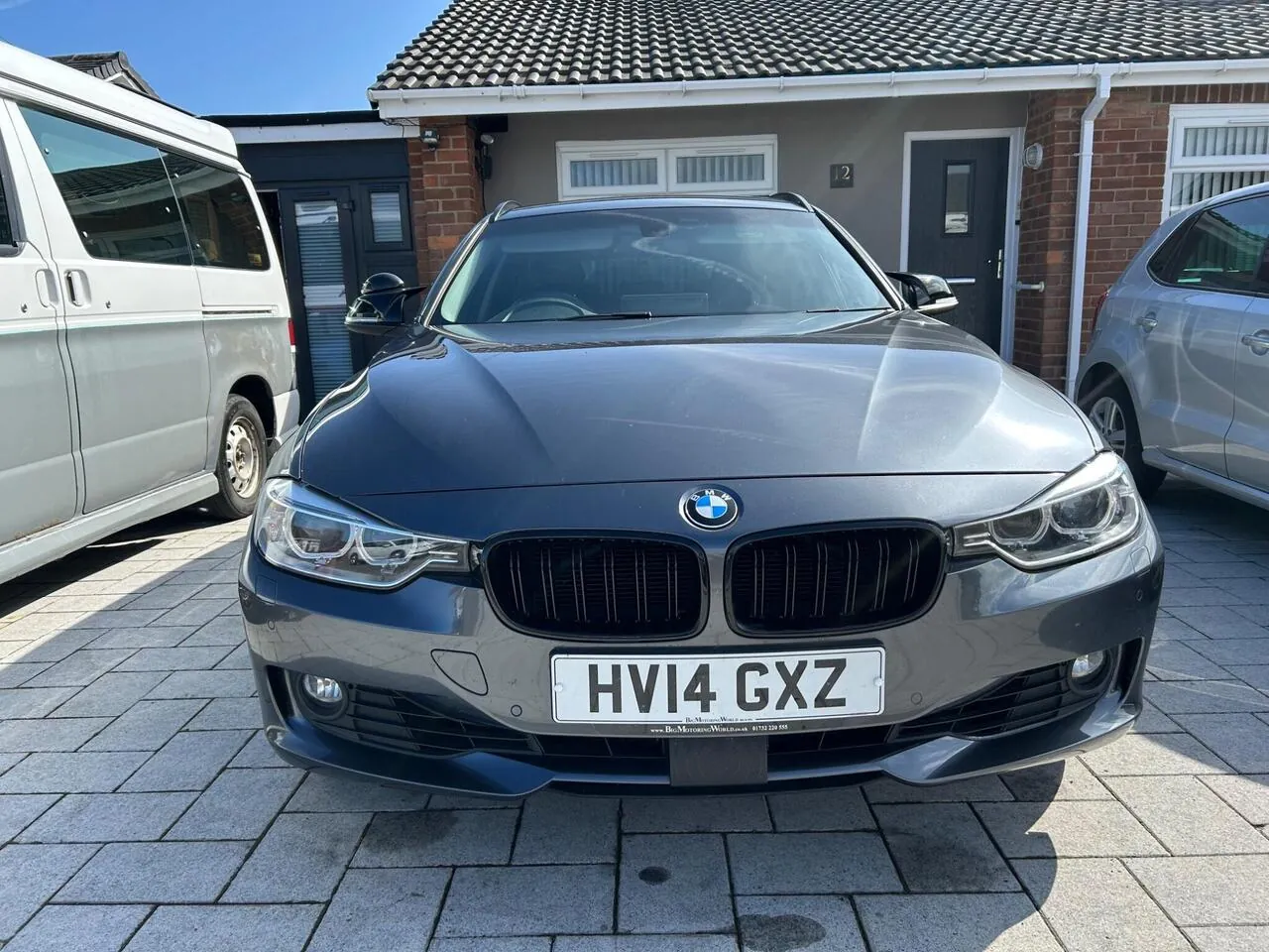 BMW 3 Series 2014 photo 2