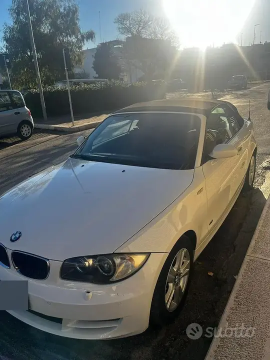BMW Series 1 2010 photo 4