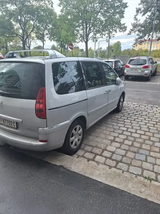 Peugeot 807 2011 photo 3