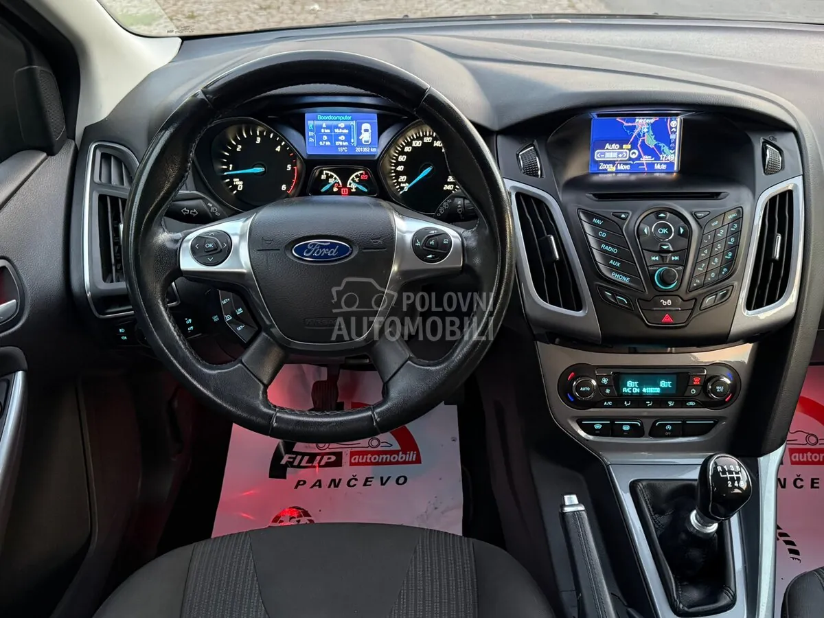 Ford Focus 2013 photo 3