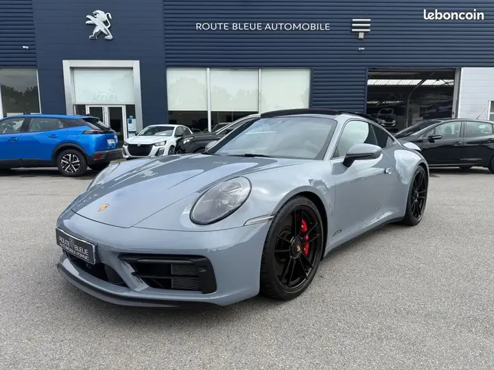 Porsche 911