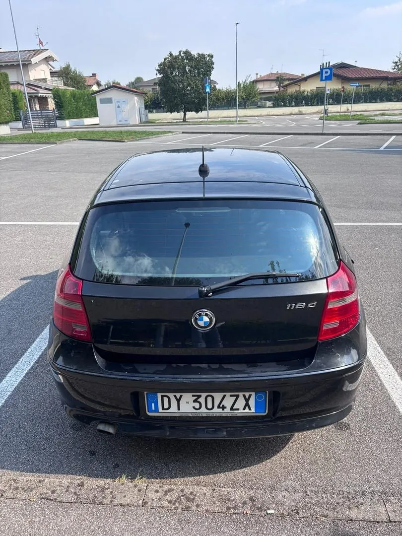 BMW 118 2009 photo 5