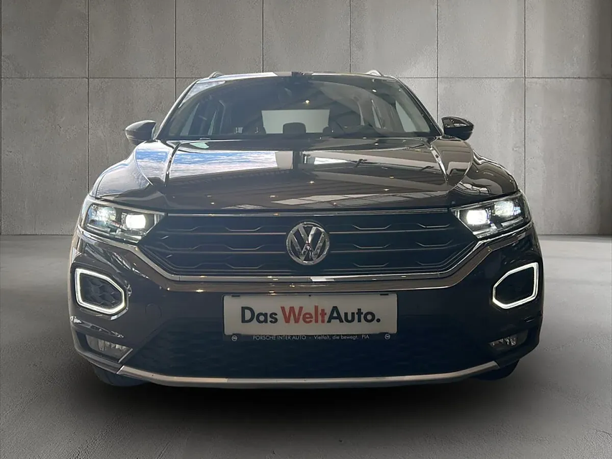 Volkswagen T-Roc 2019 photo 2