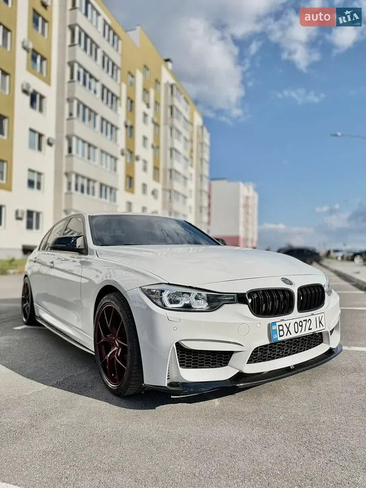 BMW 3 Series 2013 photo 2