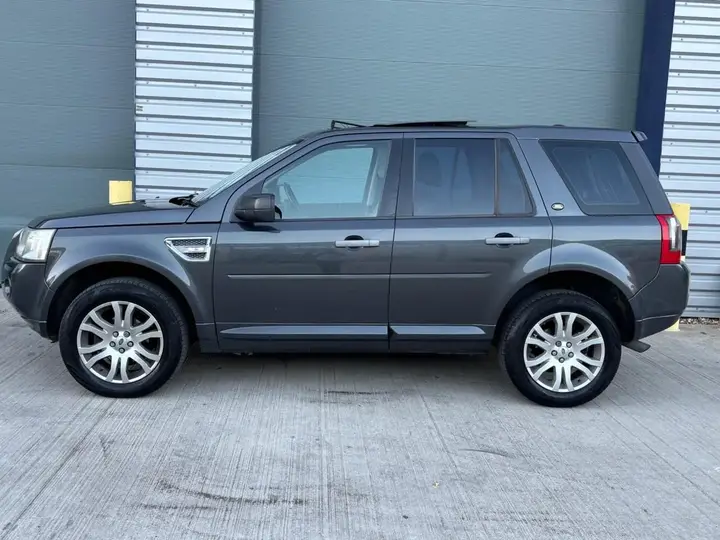Land Rover Freelander 2