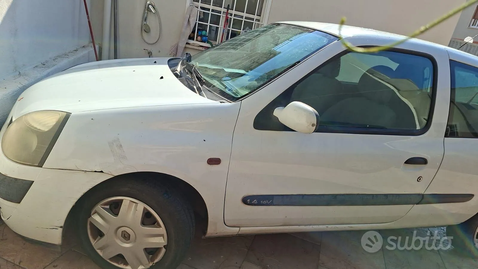 Renault Clio 2002 photo 4
