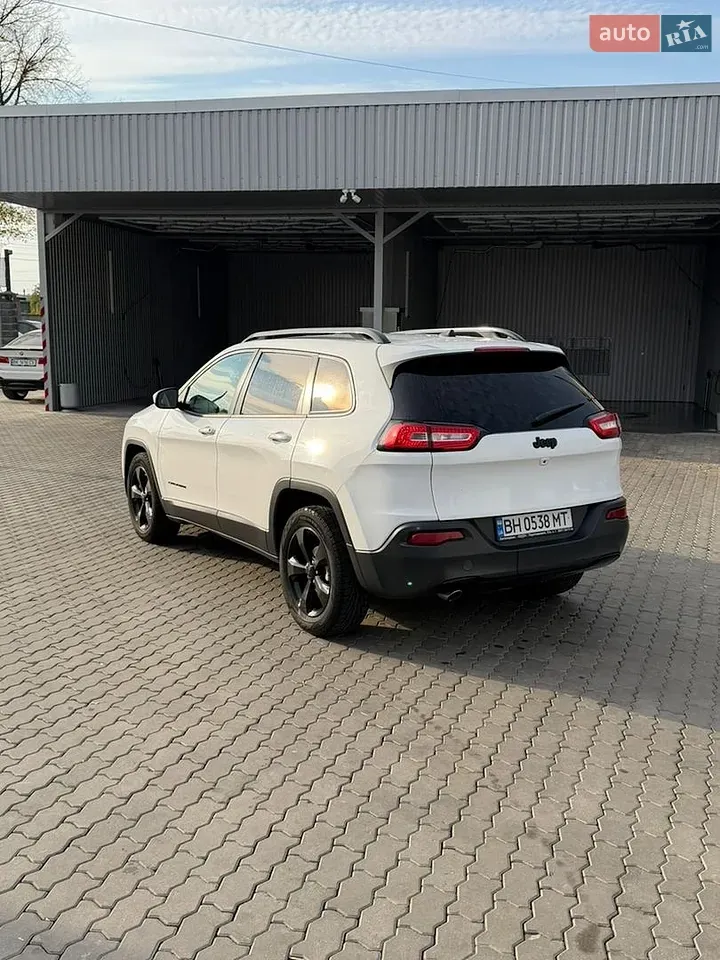 Jeep Cherokee 2015 photo 2