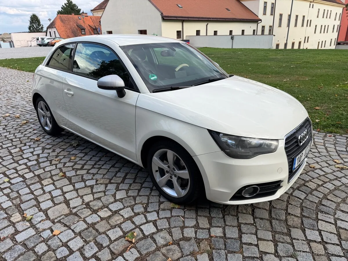 Audi A1 2012 photo 3