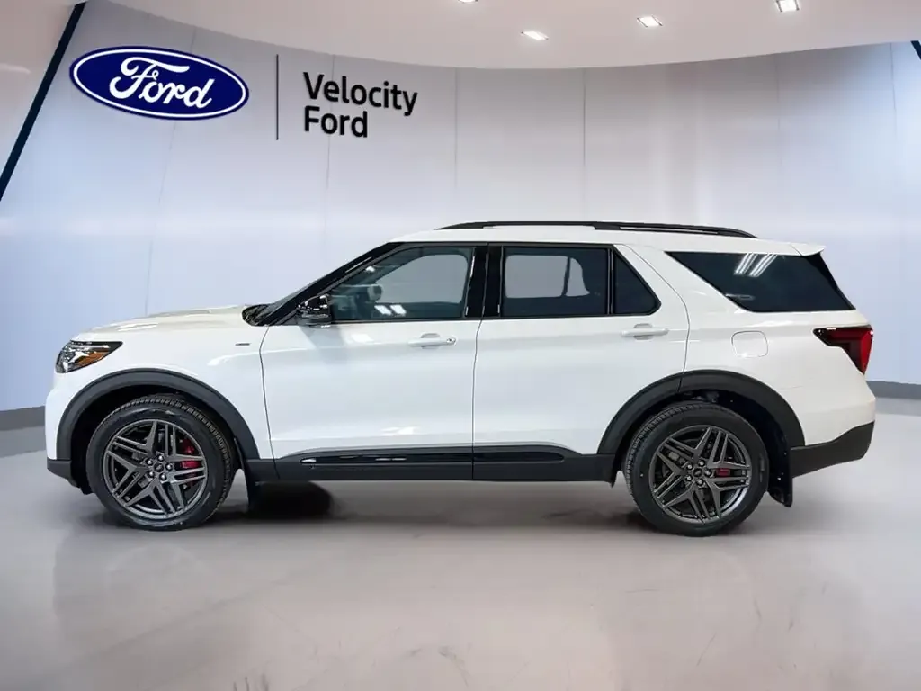 Ford Explorer 2026 photo 5