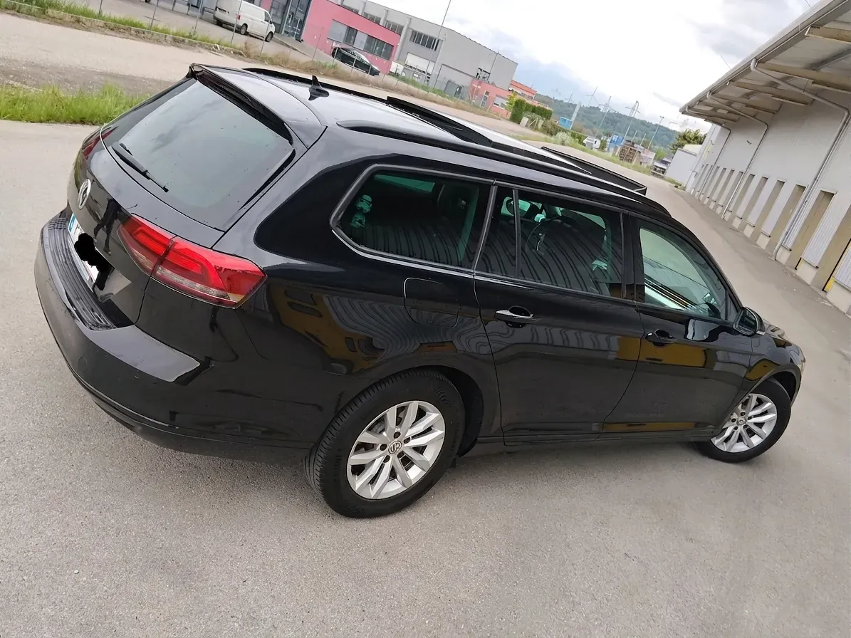 Volkswagen Passat 2019 photo 3