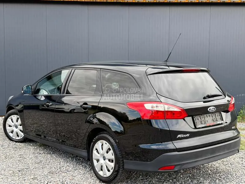 Ford Focus 2013 photo 5