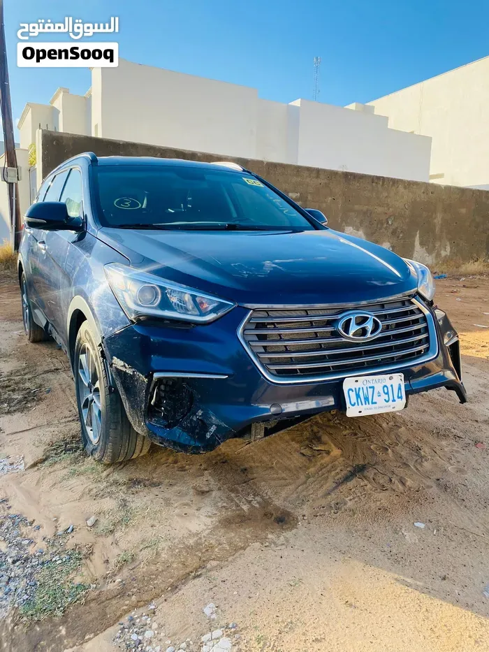 Hyundai Santa Fe 2018 photo 3