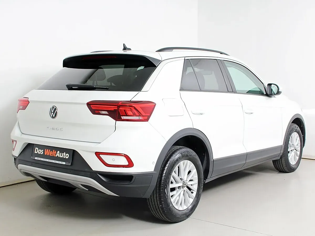 Volkswagen T-Roc 2022 photo 2