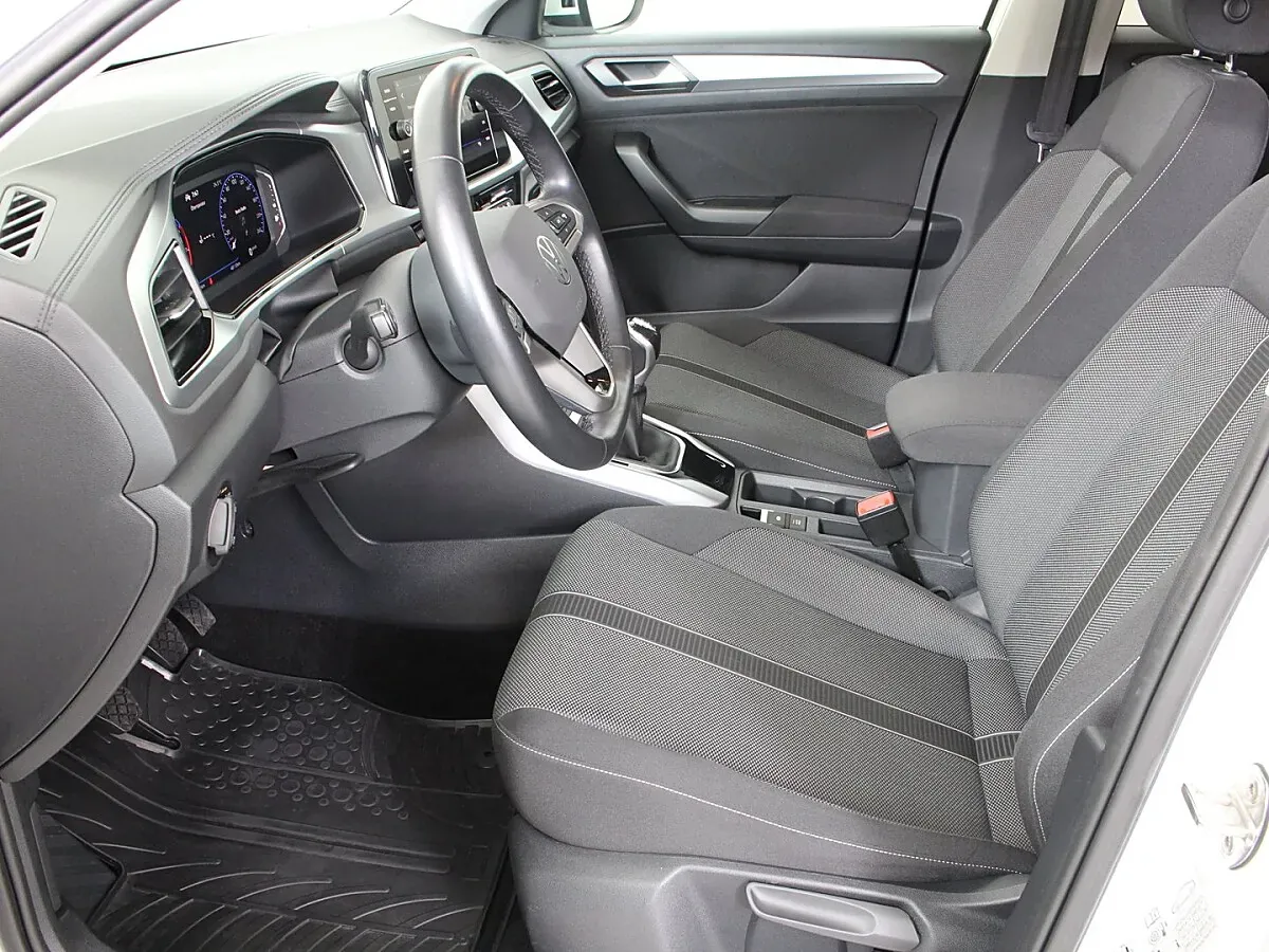 Volkswagen T-Roc 2022 photo 3