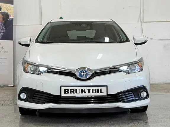 Toyota Auris 2017 photo 5