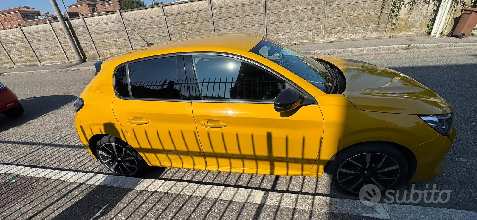Peugeot 208 2019 photo 2