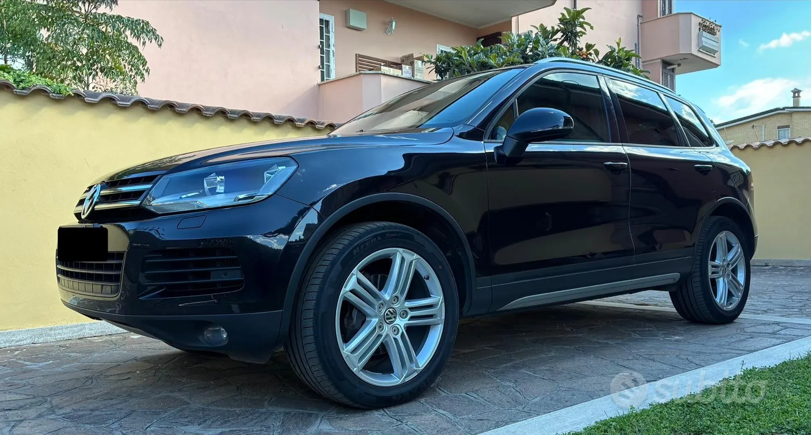 Volkswagen Touareg 2011 photo 2