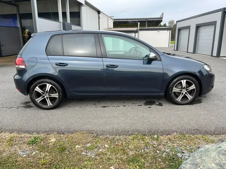 Volkswagen Golf 2008 photo 2