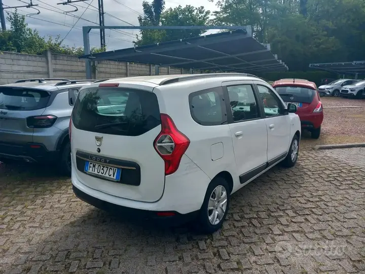 Dacia Sandero 2017 photo 2