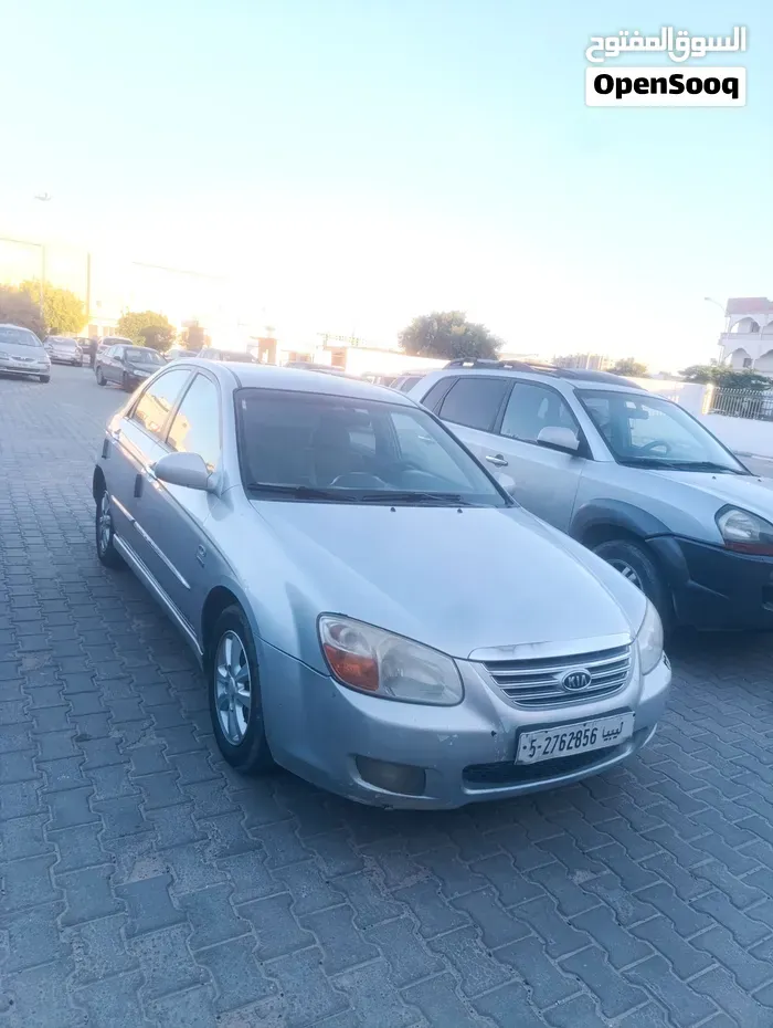 Kia Cerato 2007 photo 2