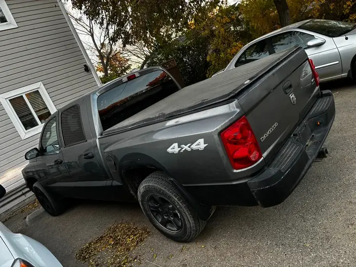 Dodge Dakota 2000 photo 5