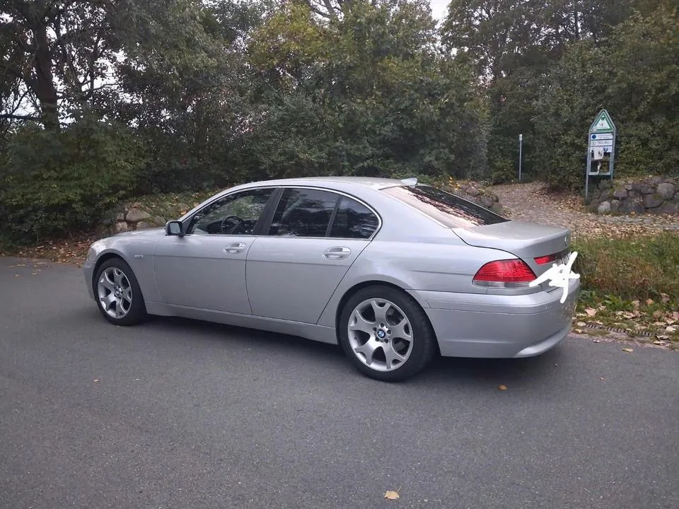 BMW 735I