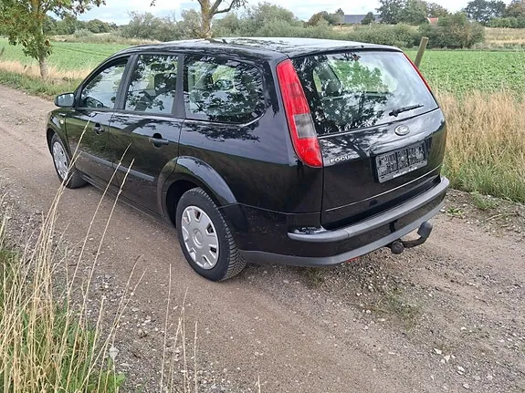 Ford Focus 2006 photo 4