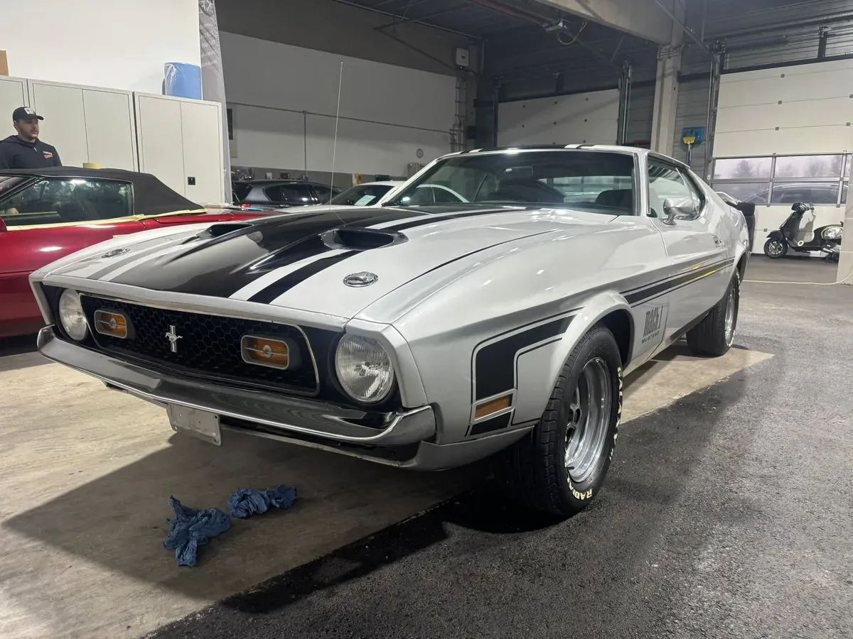Ford Mustang 1972 photo 2