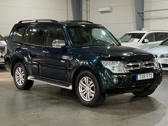Mitsubishi Pajero 2014 photo 5