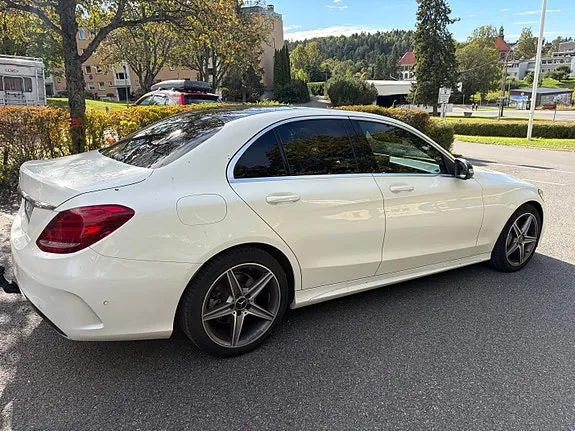Mercedes-Benz C180 2014 photo 3